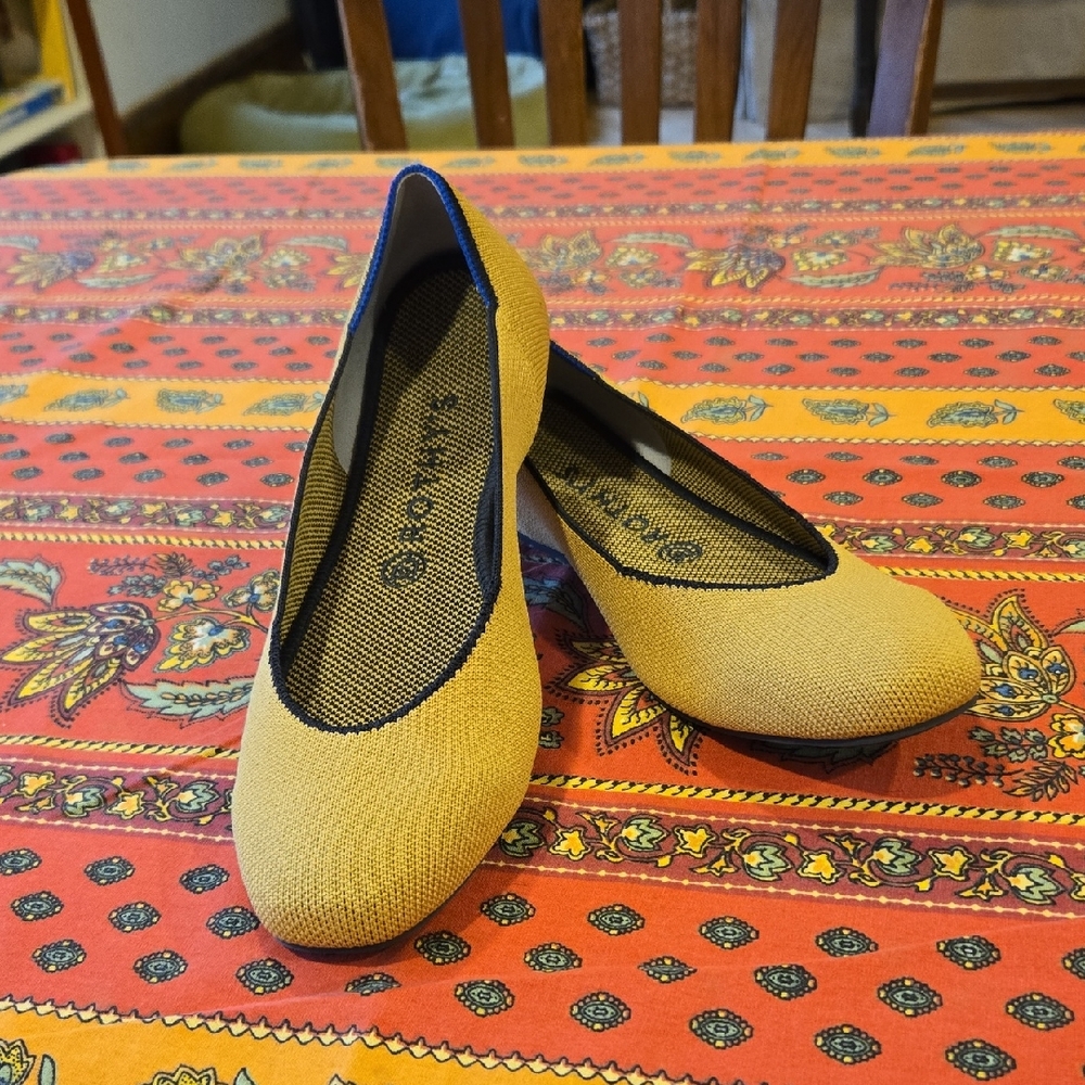 Rothy's Yellow and Blue & Black Flats 10